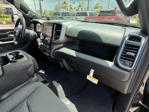 Used 2025 RAM 1500 Big Horn RWD image 18