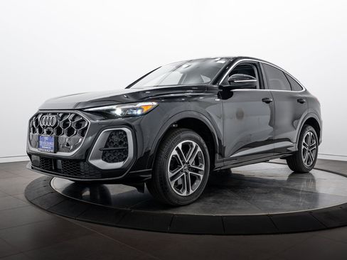 Used 2025 Audi Q5 Premium Plus w/ Premium Plus AWD/4WD image 7