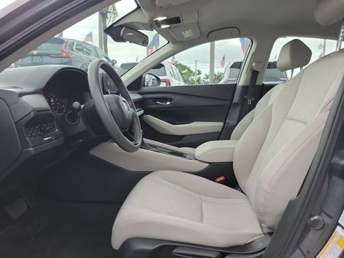 Used 2025 Honda Accord LX image 18