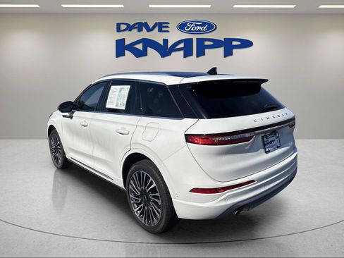 Used 2022 Lincoln Corsair Reserve w/ Equipment Group 201A AWD/4WD image 5