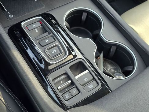 Certified 2023 Honda Pilot Touring image 25