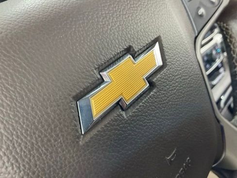 Used 2020 Chevrolet Suburban Premier AWD/4WD image 57