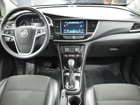 Used 2021 Buick Encore Preferred FWD image 33