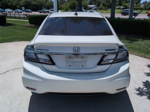 Used 2015 Honda Civic Hybrid Sedan image 9