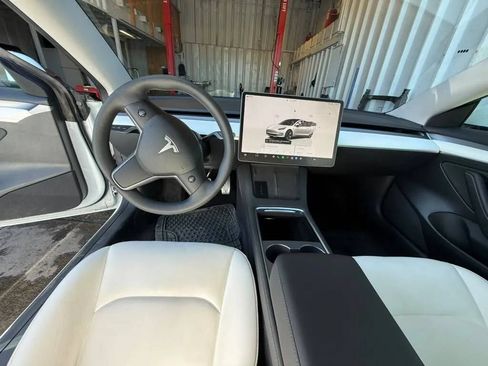 Used 2023 Tesla Model 3 Standard Range RWD image 15