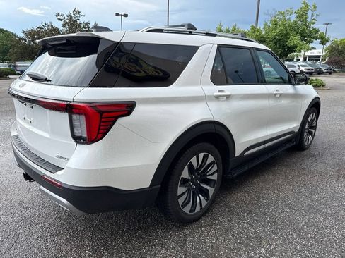Used 2026 Ford Explorer Platinum w/ LUX Leather Package AWD/4WD image 14