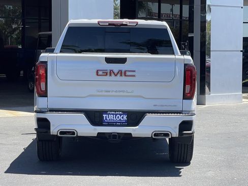 Used 2024 GMC Sierra 1500 Denali AWD/4WD image 5