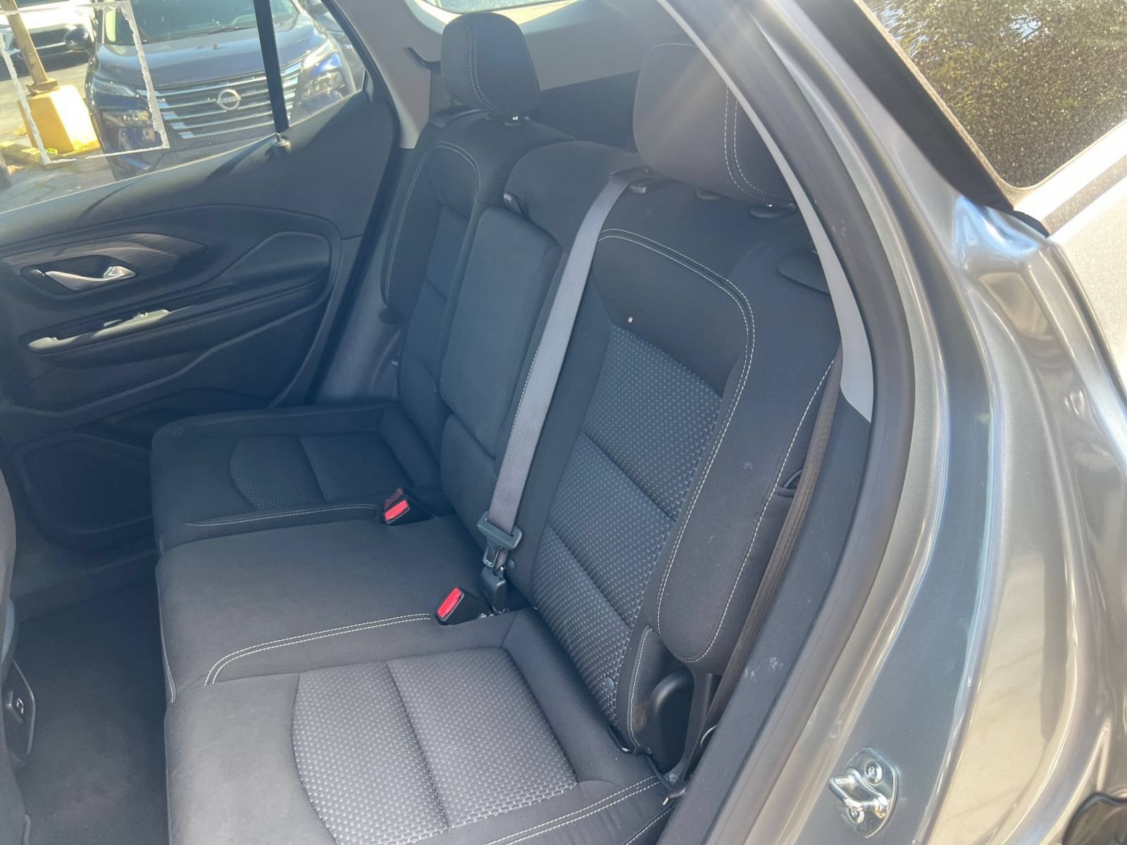 Used 2024 GMC Terrain SLE FWD image 20