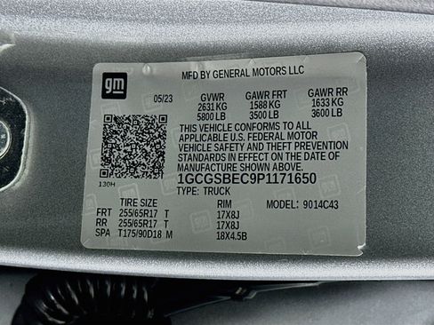Used 2023 Chevrolet Colorado W/T RWD image 12