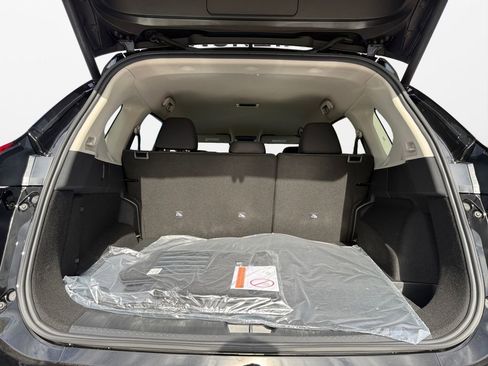 New 2026 Nissan Rogue SV w/ Cold Weather Package image 18