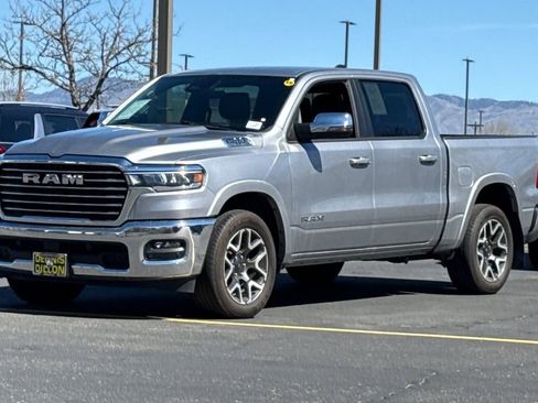 Used 2025 RAM 1500 Laramie image 8