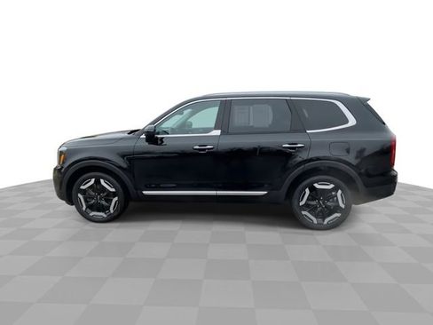 Used 2023 Kia Telluride S w/ S Sunroof Package image 5