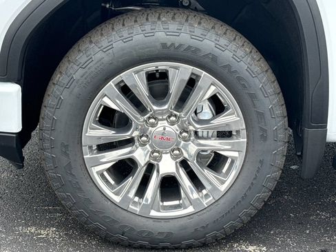 New 2026 GMC Sierra 1500 Denali AWD/4WD image 10