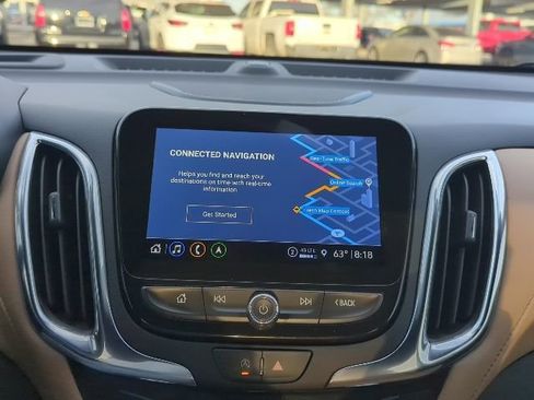 Used 2023 Chevrolet Equinox Premier image 7