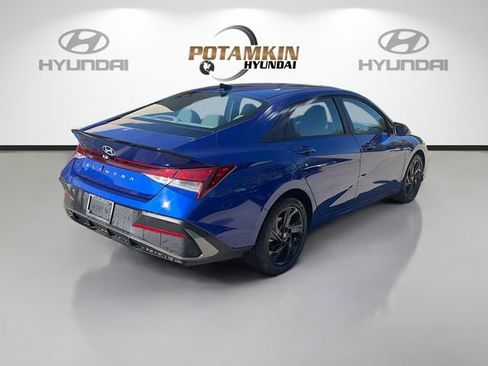 Certified 2026 Hyundai Elantra Sport FWD image 5