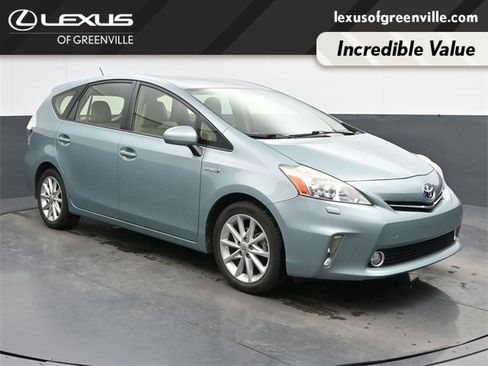 Used 2014 Toyota Prius V Five image 1