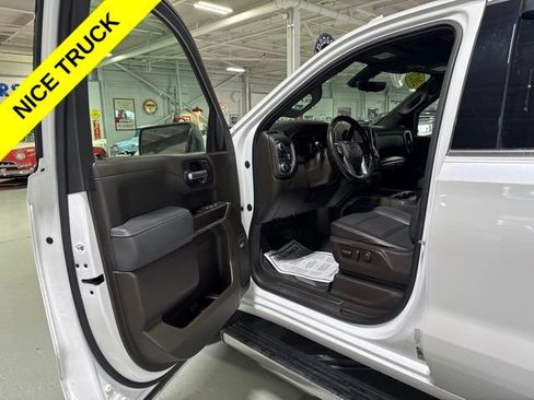 Used 2021 GMC Sierra 1500 Denali w/ Denali Ultimate Package AWD/4WD image 11