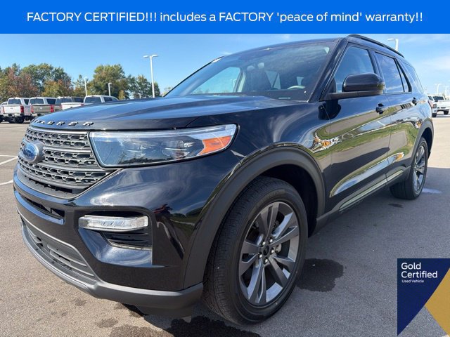 Used 2023 Ford Explorer XLT w/ Equipment Group 202A AWD/4WD image 2