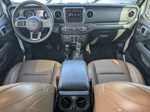 Used 2023 Jeep Wrangler Unlimited Sahara AWD/4WD image 14