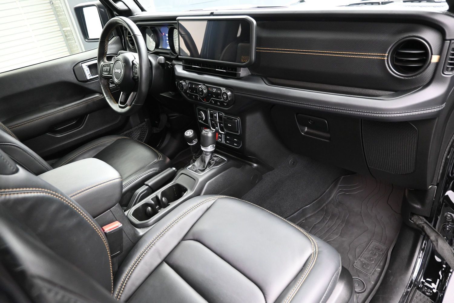 Used 2024 Jeep Wrangler Unlimited Rubicon 392 AWD/4WD image 41