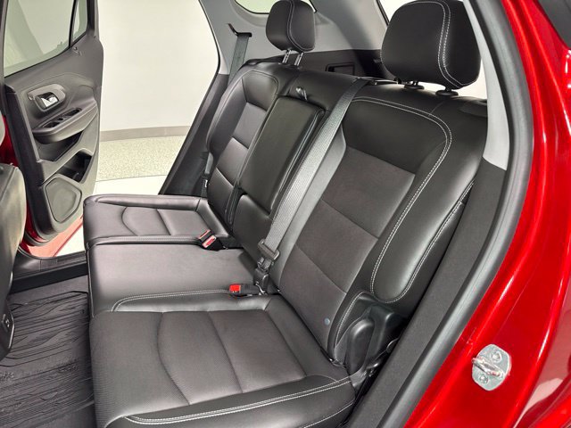 Used 2022 GMC Terrain SLT w/ Infotainment Package II FWD image 25