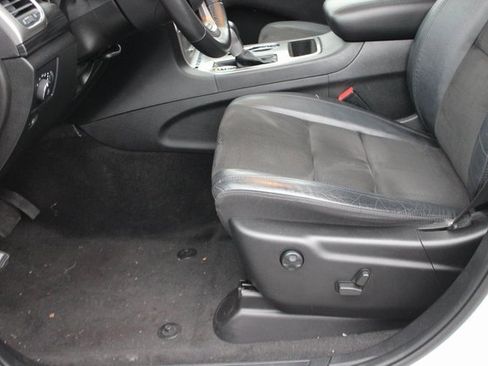 Used 2022 Jeep Grand Cherokee Laredo X image 20