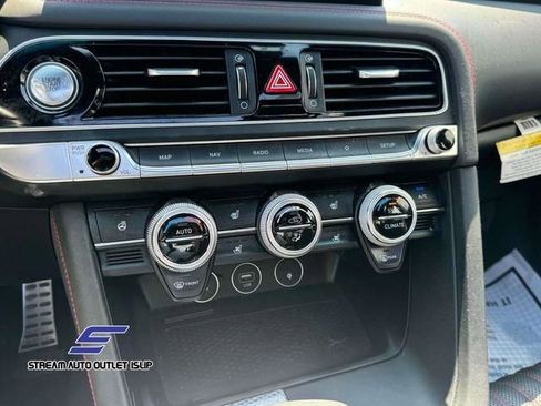 Used 2023 Genesis G70 2.0T w/ Sport Prestige Package image 33