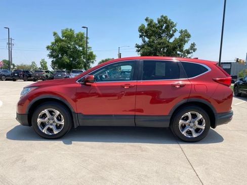 Used 2019 Honda CR-V EX image 2