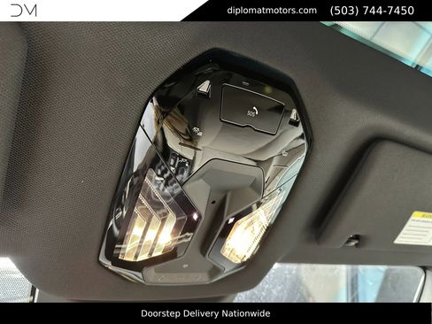 Used 2026 BMW iX xDrive60 image 35