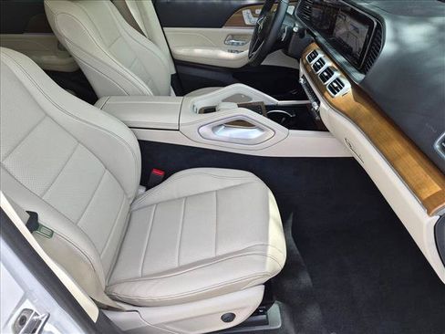 Used 2024 Mercedes-Benz GLE 450 4MATIC image 22