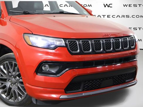 Used 2023 Jeep Compass Limited image 47