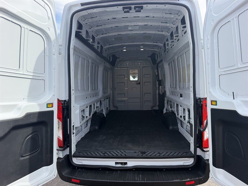 Used 2025 Ford Transit 350 148 High Roof Extended RWD image 9