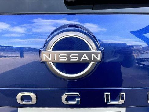 Certified 2023 Nissan Rogue SV w/ SV Premium B Package image 30