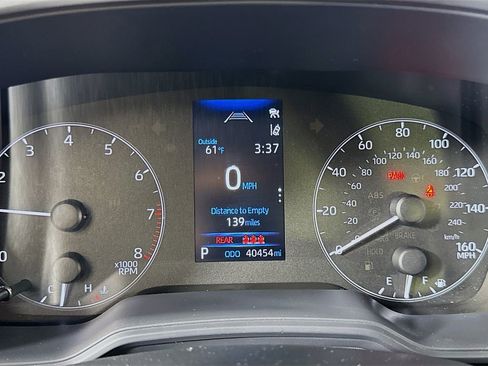 Used 2024 Toyota Corolla SE image 26