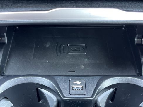 New 2025 BMW 330i Sedan w/ M Sport Package image 7