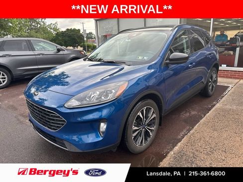 Used 2022 Ford Escape SEL w/ SEL Stealth AWD Package image 1