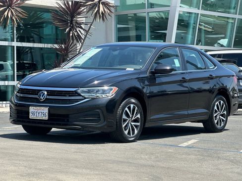 Used 2024 Volkswagen Jetta S FWD image 8