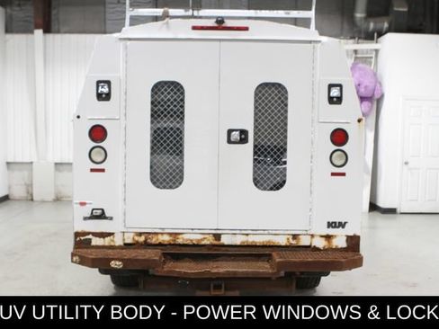 Used 2014 Chevrolet Express 3500 RWD image 32