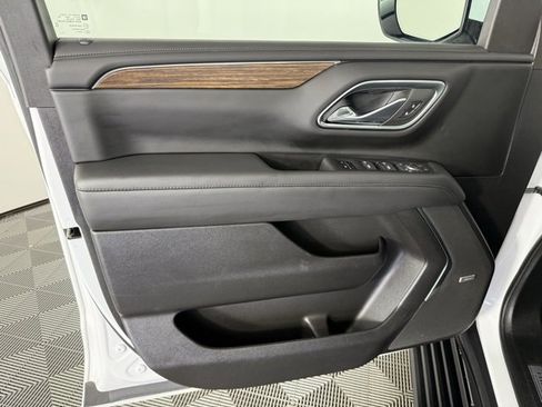 Used 2023 Chevrolet Tahoe High Country image 15