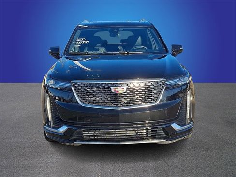 Certified 2023 Cadillac XT6 Premium Luxury w/ Technology Package image 2