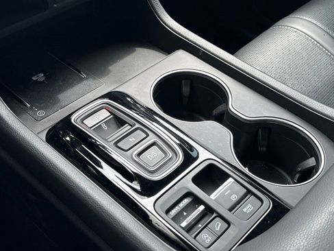 Used 2023 Honda Pilot Elite image 29