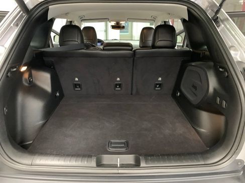 Certified 2020 Jeep Cherokee Limited AWD/4WD image 10