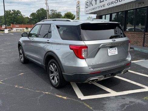 Used 2020 Ford Explorer Platinum w/ Premium Technology Package AWD/4WD image 7