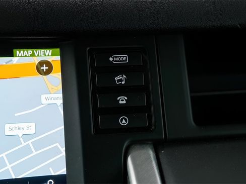 Used 2019 Land Rover Discovery Sport SE image 35