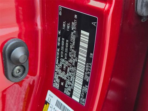 Used 2023 Toyota Highlander LE FWD image 30