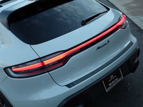 Used 2023 Porsche Macan S image 65