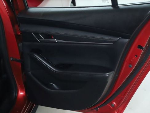 Used 2024 MAZDA MAZDA3 s image 24