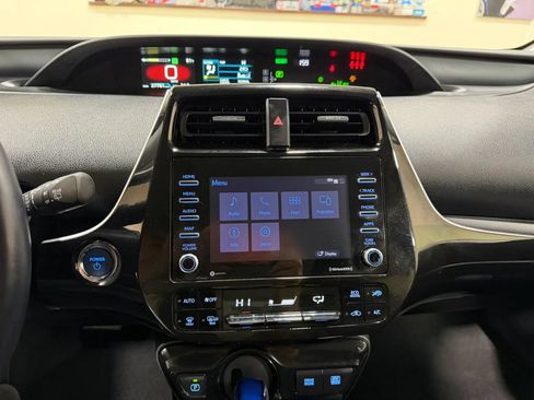 Used 2022 Toyota Prius XLE AWD/4WD image 47