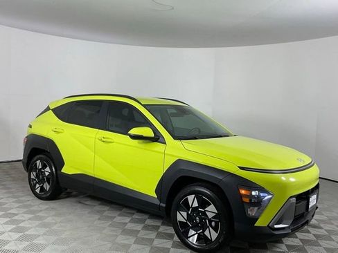 Used 2024 Hyundai Kona SEL FWD image 3