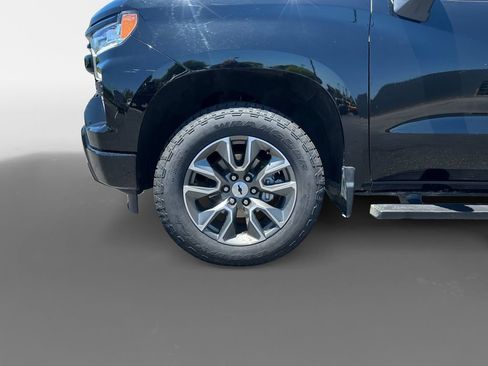 Used 2023 Chevrolet Silverado 1500 RST AWD/4WD image 14